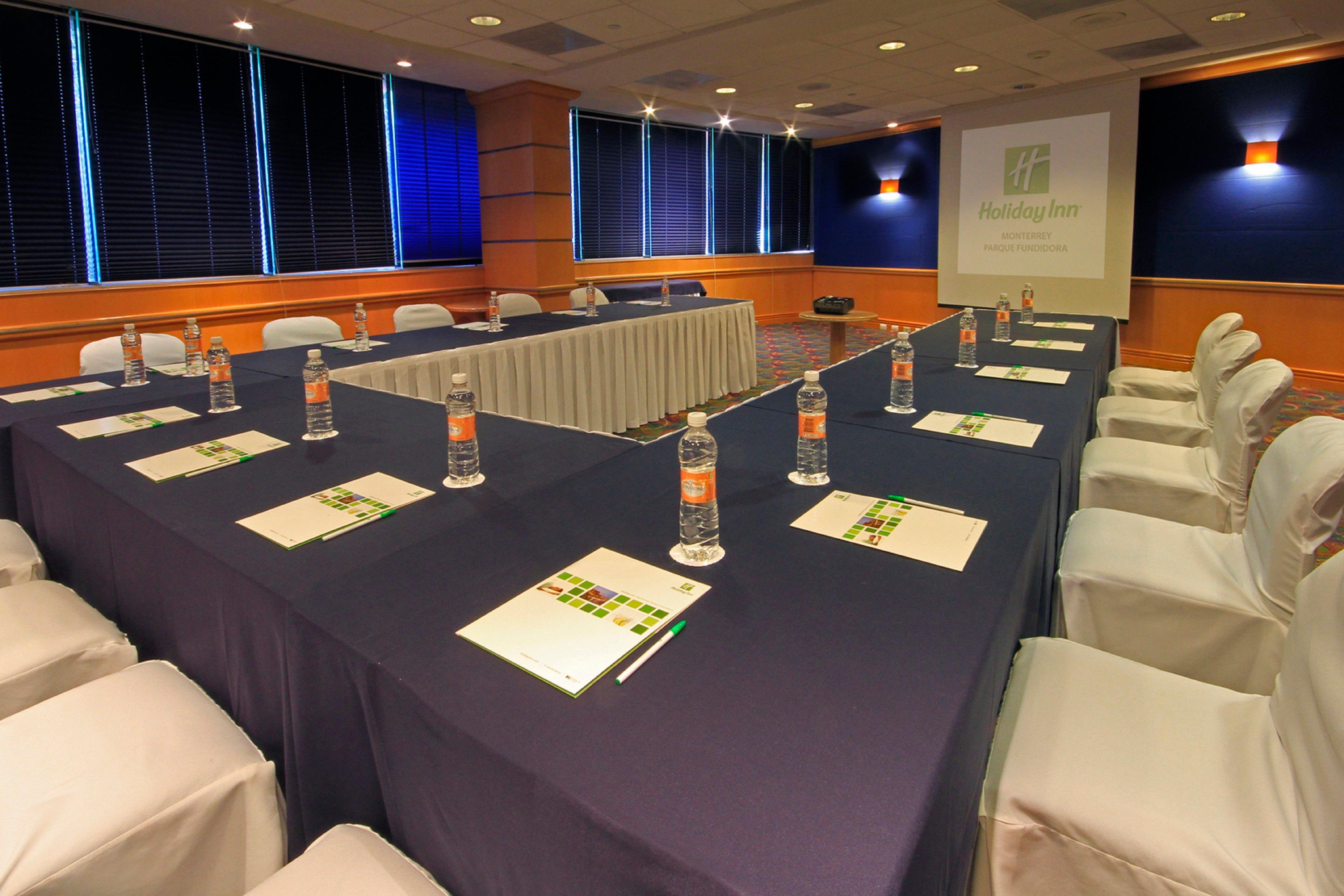Holiday Inn Monterrey-Parque Fundidora By Ihg Ngoại thất bức ảnh Meeting room