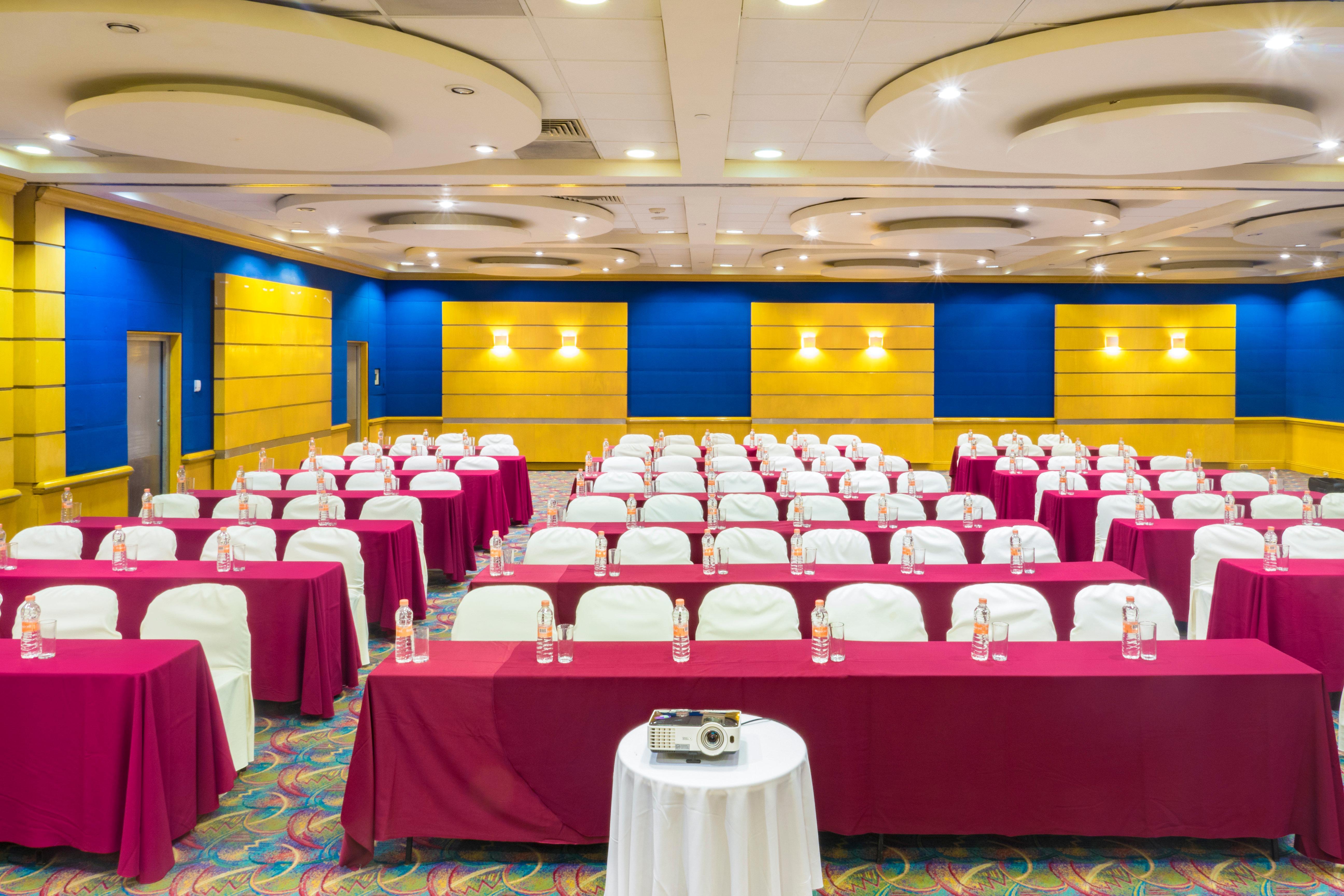 Holiday Inn Monterrey-Parque Fundidora By Ihg Ngoại thất bức ảnh The ballroom