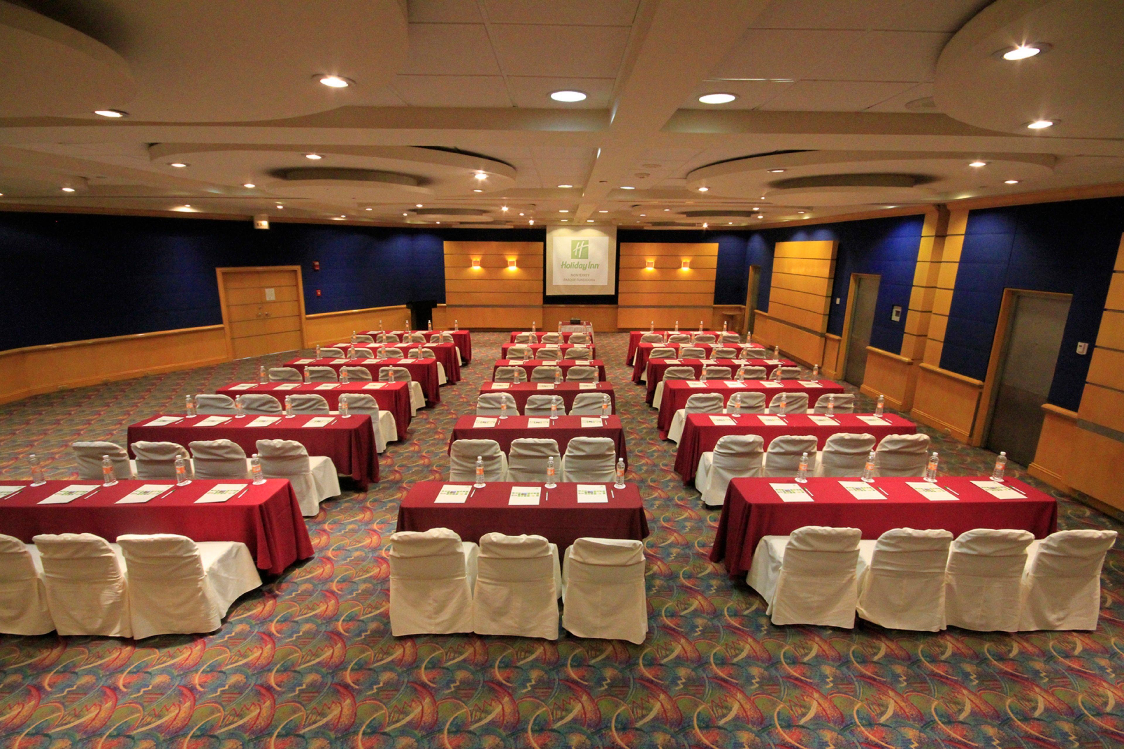 Holiday Inn Monterrey-Parque Fundidora By Ihg Ngoại thất bức ảnh A typical conference room